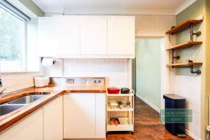 Photo 13- click for photo gallery